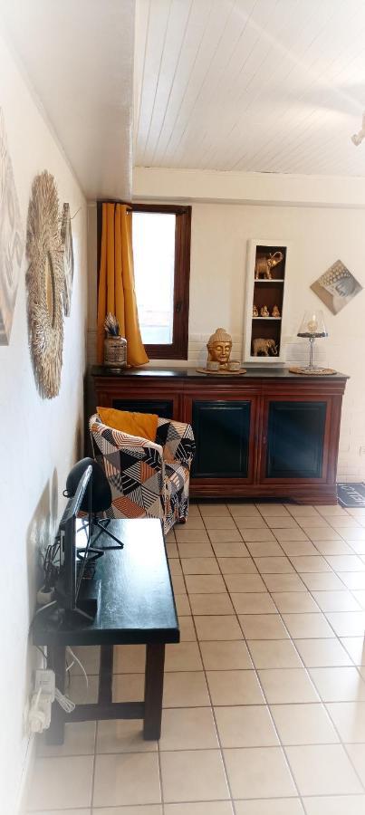 Domaine Des Deux A Apartment Margny-sur-Matz Exterior foto